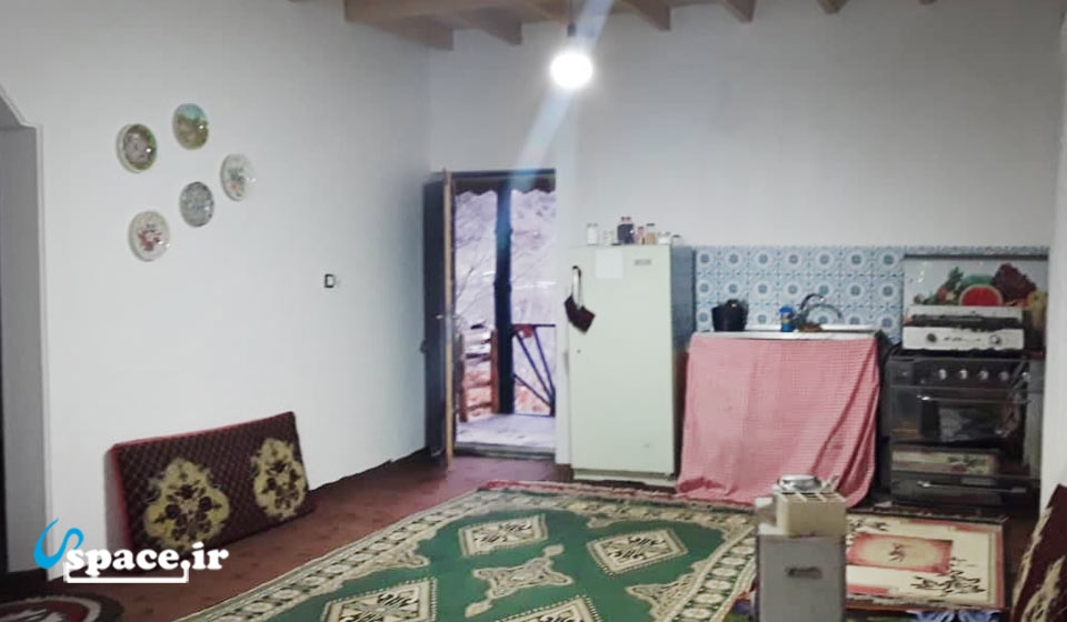 آشپزخانه اقامتگاه بوم گردی عمو یحیی - رامسر - روستای تلیچکوه